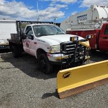 2003 Ford F450 Flatbed with plow