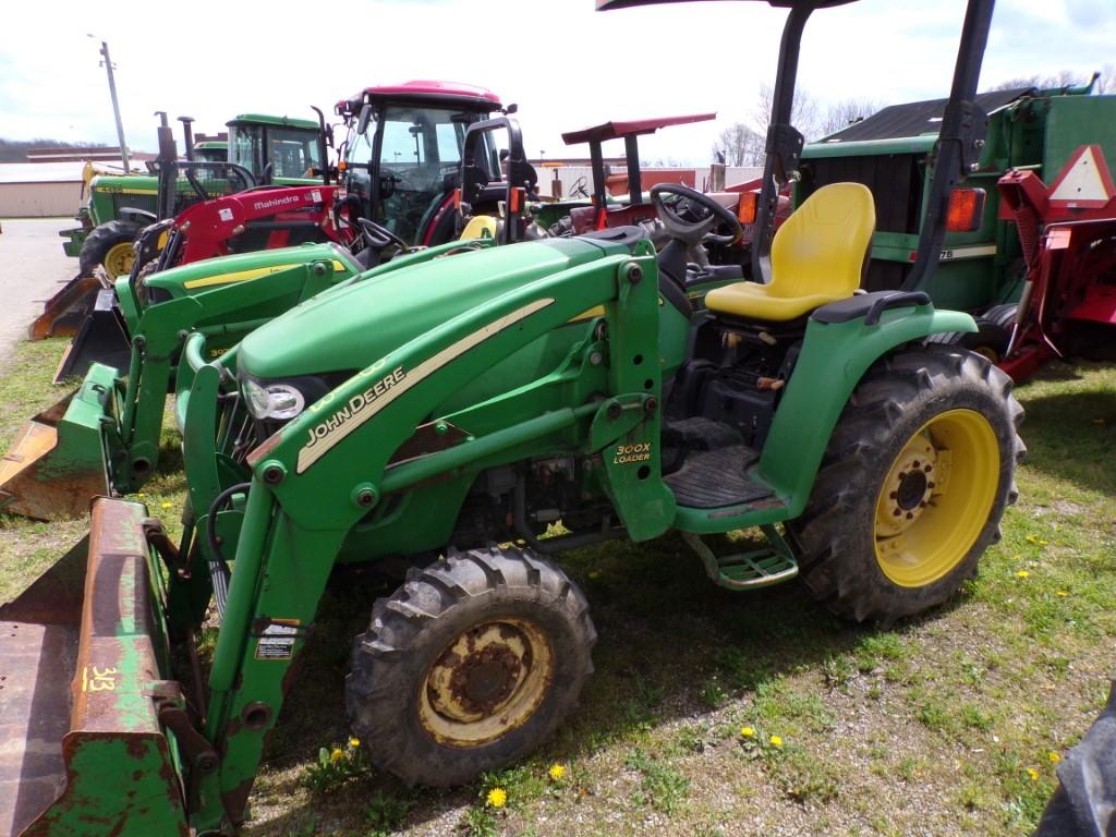 John Deere 3120 4 WD Compact Tractor with 300X Loader, Hydro Trans., ROPS C