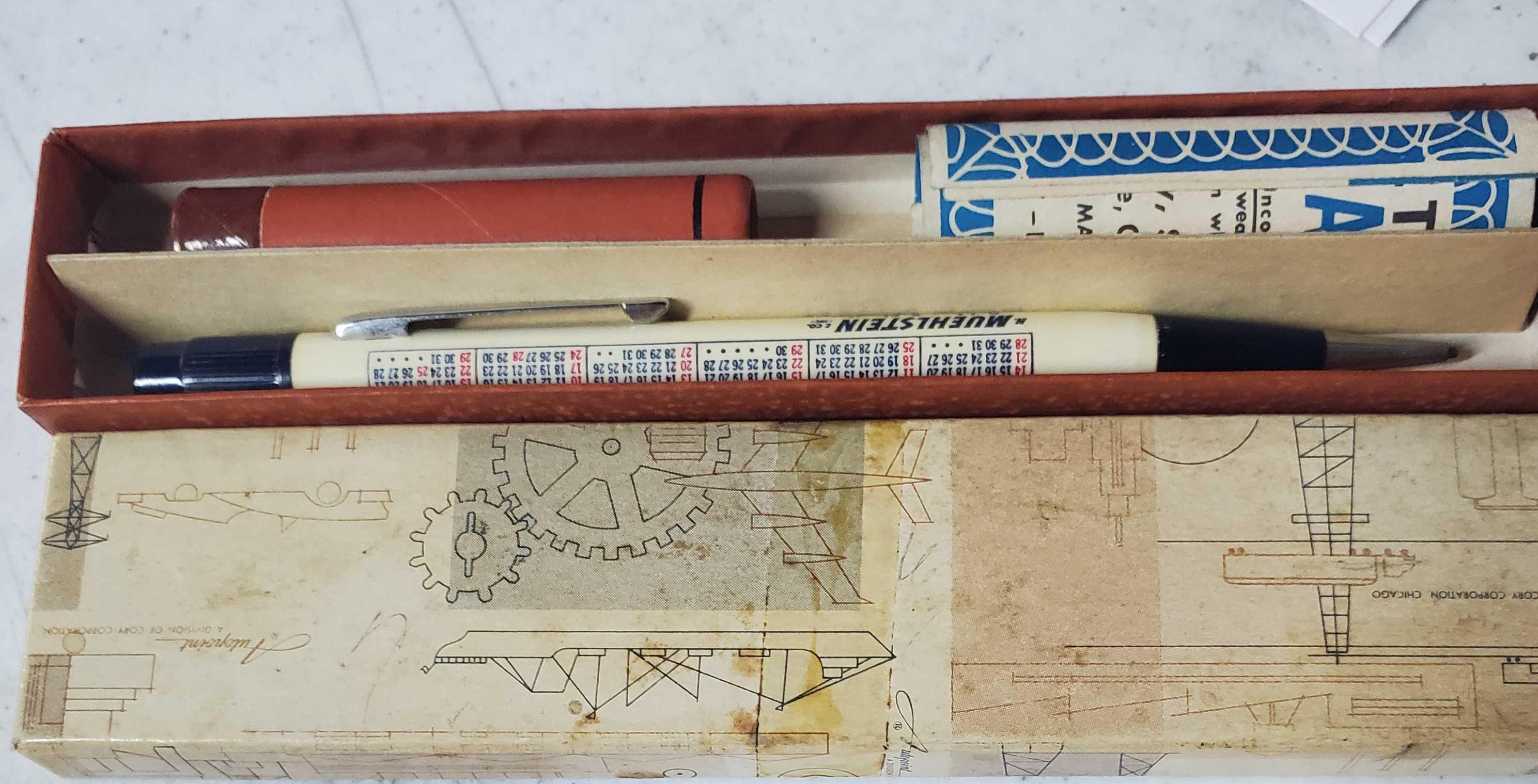 Lot Of Vintage Fountain Pens & Mechanical Pencils