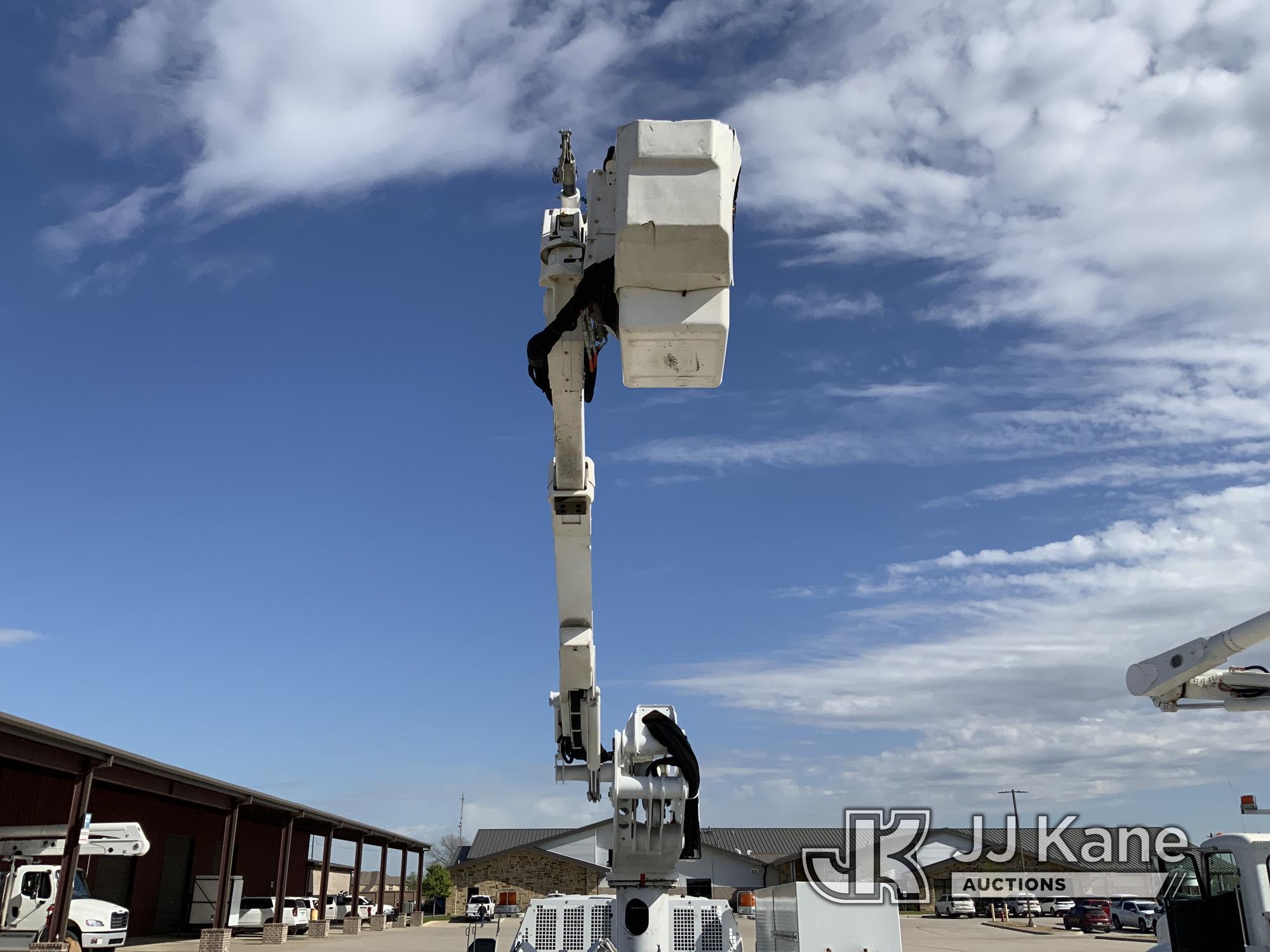 (Van Alstyne, TX) Altec AT48M, Articulating & Telescopic Material Handling Bucket Truck center mount