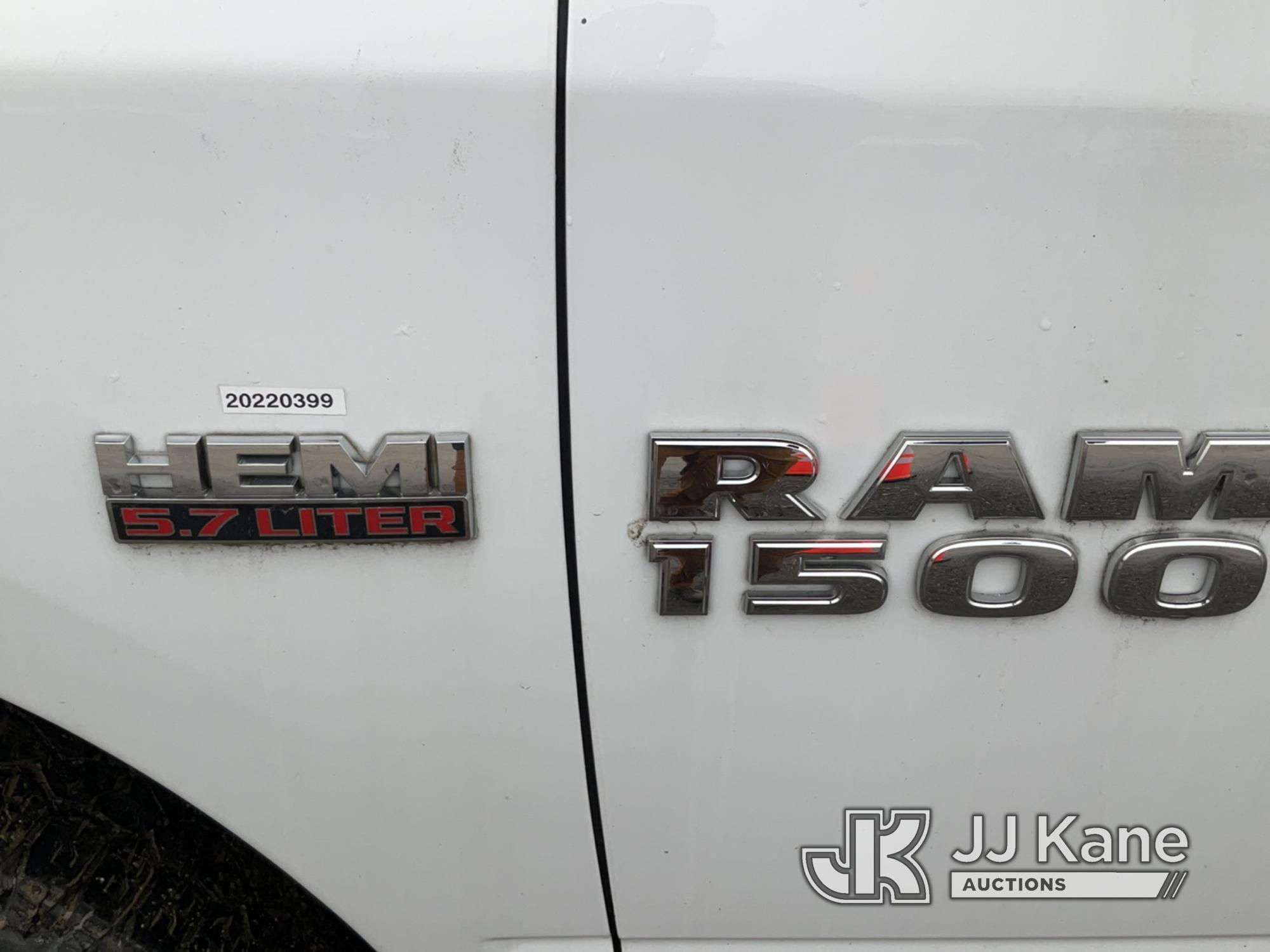 (Charlotte, MI) 2015 DODGE RAM 1500 4x4 Quad-Cab Pickup Truck Runs, Moves, Engine Tick, Jump to Star
