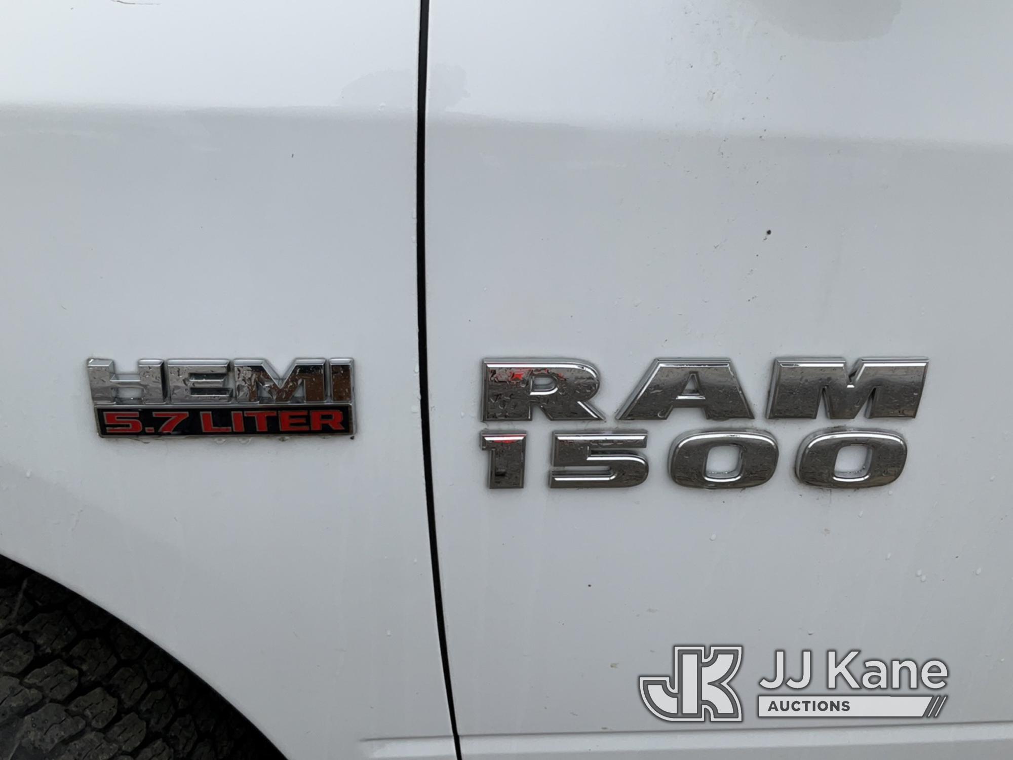 (Charlotte, MI) 2015 DODGE RAM 1500 4x4 Quad Cab Pickup Truck Runs, Moves, Engine Light, Engine Tick