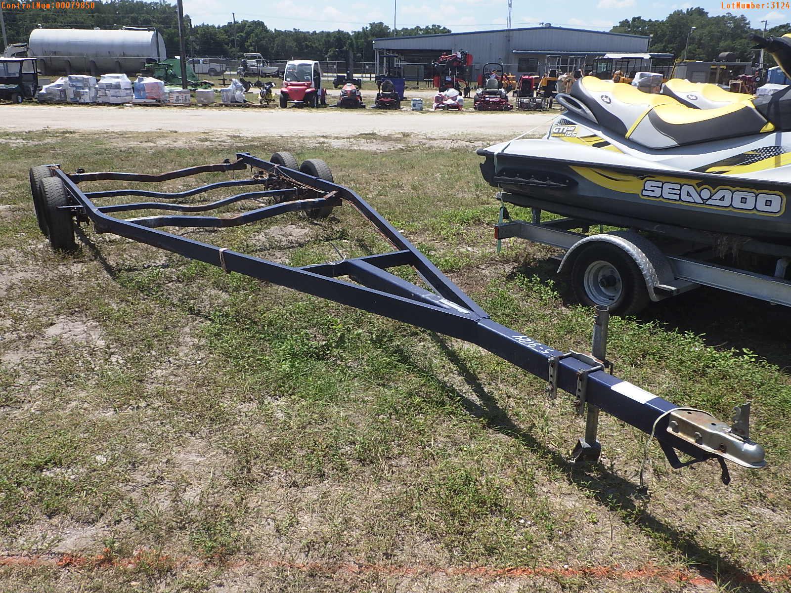 5-03124 (Trailers-Boat)  Seller:Private/Dealer TANDEM AXLE PAINTED STEEL BOAT TR