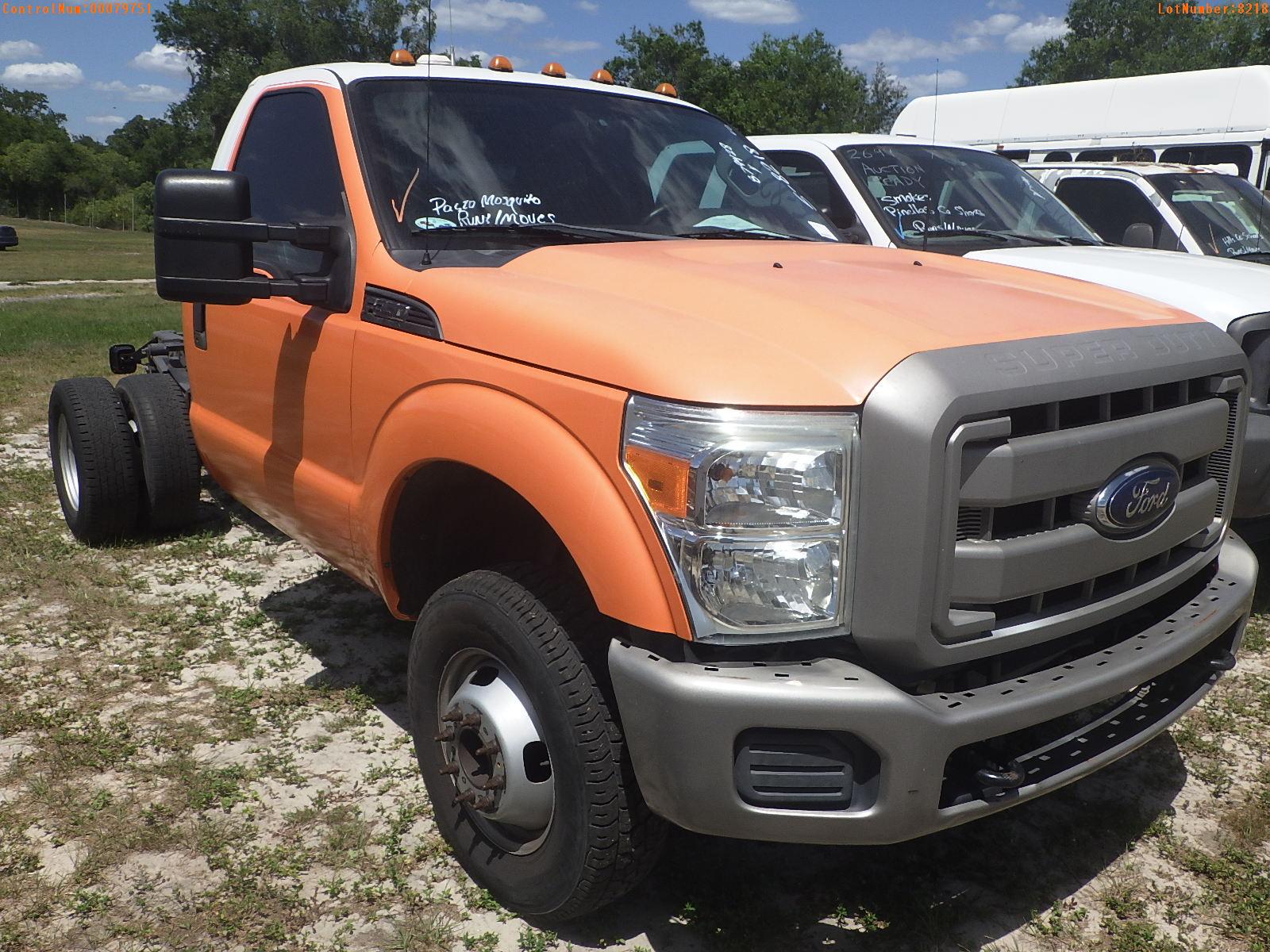 5-08218 (Trucks-Chasis)  Seller: Gov-Pasco County Mosquito Control 2016 FORD F35