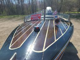 1946 Wagemaker Wolverine Boat