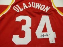 Hakeem Olajuwon of the Houston Rockets signed autographed basketball jersey PAAS COA 146