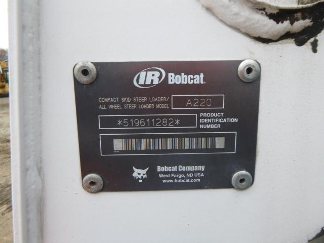 02 Bobcat A220 Skid Loader (QEA 4265)