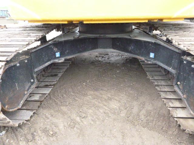 21 John Deere 245G LC Excavator (QEA 6136)