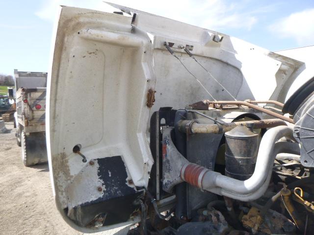 97 Peterbilt 330 Dump Truck^TITLE^ (QEA 4149)