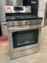 INSIGNIA 4.8 Cu. Ft. Freestanding Gas Convection Range*PREVIOUSLY INSTALLED*