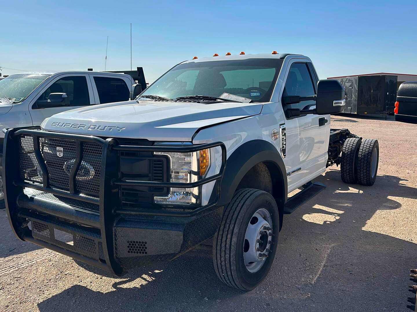 2017 FORD F550 CAB AND CHASSIS