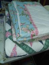 BL- Contemporary "Quilt" Comforter