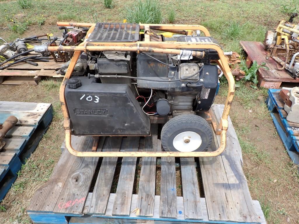 PALLET WITH STANLEY MOBILE HYDRAULIC POWER PACK,  BRIGGS & STRATTON VANGUAR