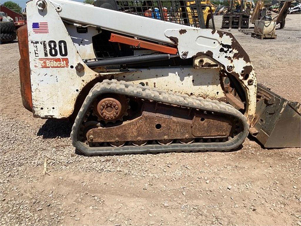 2010 BOBCAT T180 SKID STEER LOADER