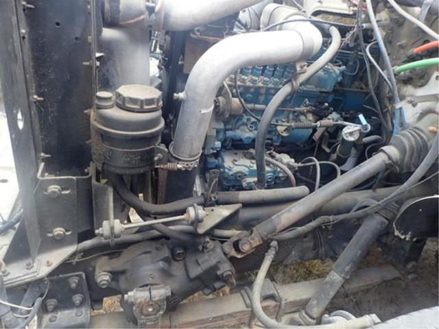 1995 International 4700 w/ DT466E Diesel Engine