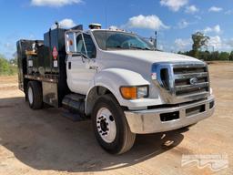 2005 Ford F-750 Service Truck