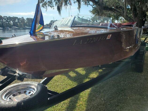 1985 21 FT CARTER CLASSIC MAHOGANY BOAT