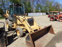 Ford 455C Backhoe with 88'' Loader Bucket and 24''  Backhoe Bucket, Model S