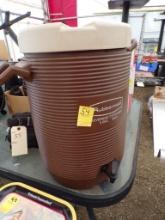Rubbermaid 5 Gal. Beverge Container