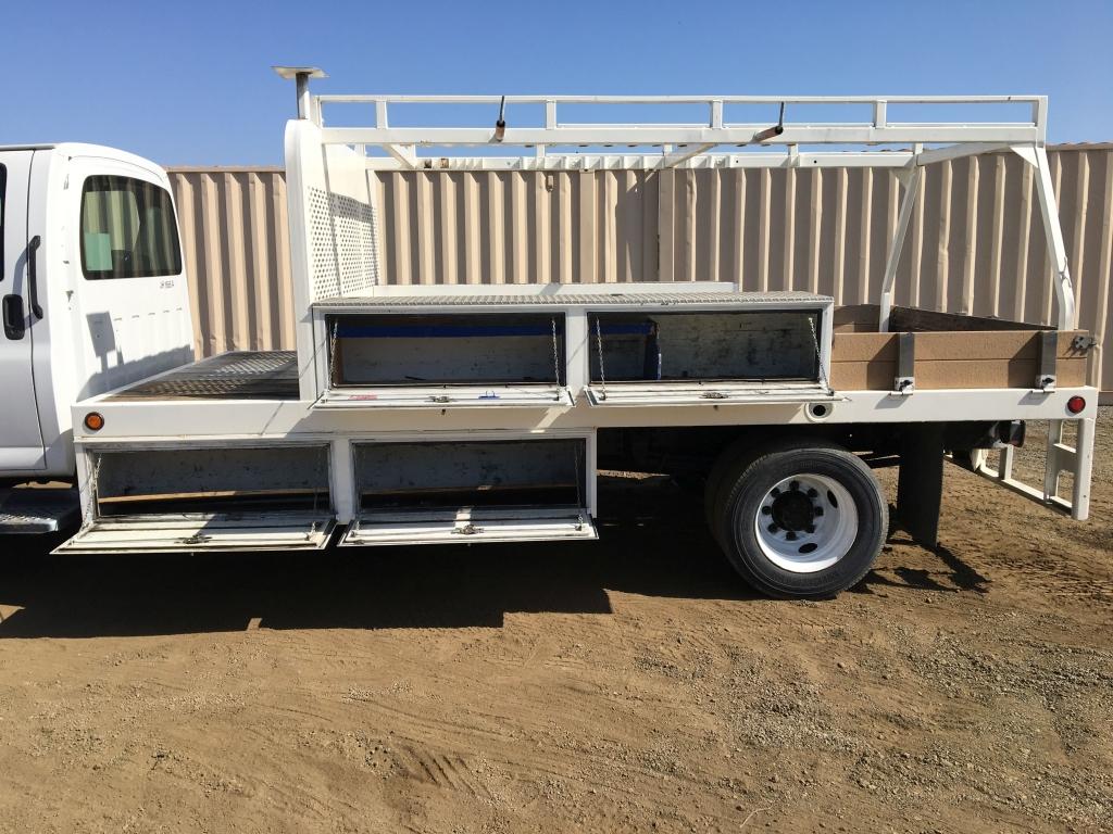 2007 GMC C5 Flatbed Truck,