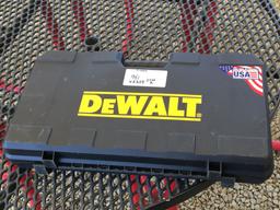 DeWalt XR DCGG571 Cordless Grease Gun,