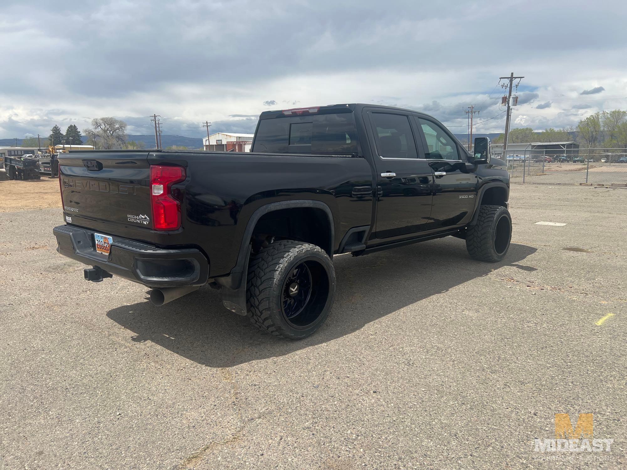 2022 Chevrolet Duramax 3500 High Country