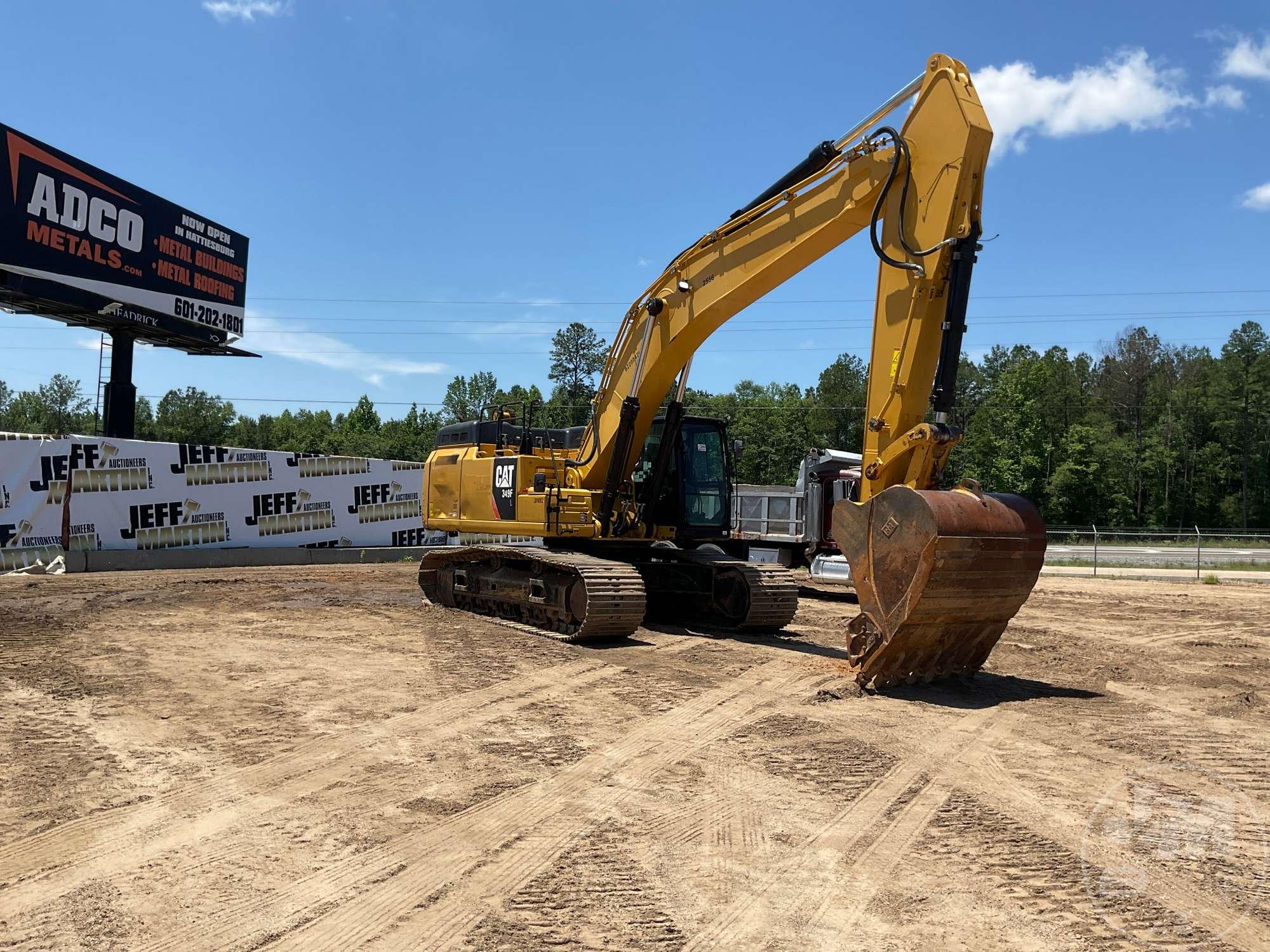 2016 CATERPILLAR 349FL HYDRAULIC EXCAVATOR SN: 0349FHBZ200471