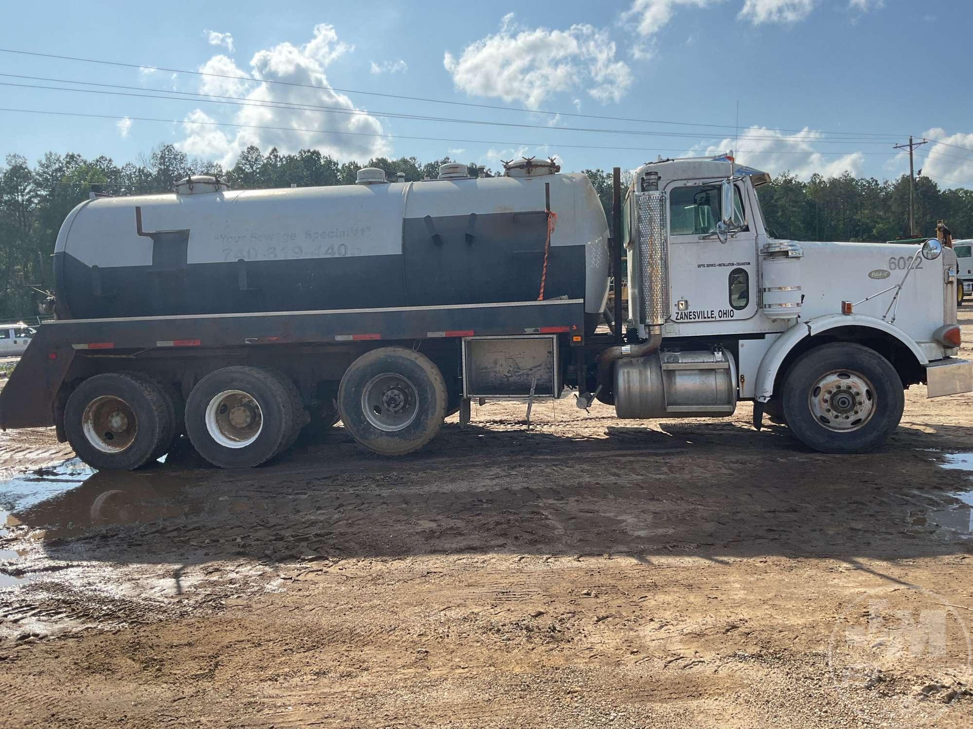 1996 PETERBILT 357 VIN: 1XPALA0X4TN396146 TRI VACUUM TRUCK