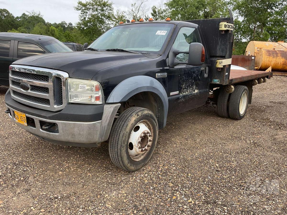 2006 FORD F-450 VIN: 1FDXF46P66ED72930 FLATBED