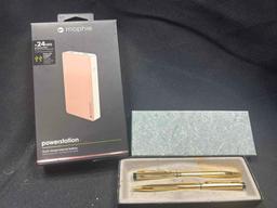 MOPHIE POWER STATION QUICK CHARGE EXTERNAL BATTERY WITH GOLD TONE PENS