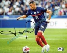 Kylian Mbappé Paris Saint-Germain 2023-24 French Cup Champion  Autographed 8x10 Photo GA coa