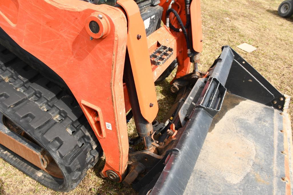 KUBOTA SVL75-2 TRACK LOADER