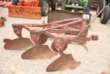 MASSEY FERGUSON 3 FURROW PLOW