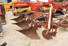 OVERUM 3 FURROW PLOW