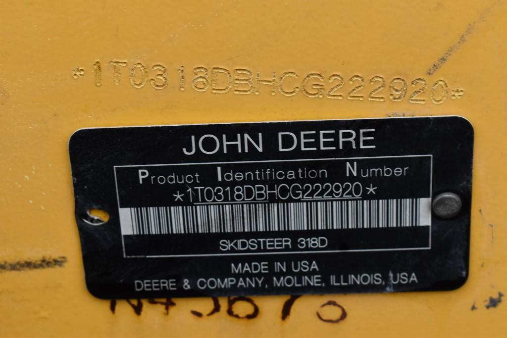 John Deere 318D Skid Steer