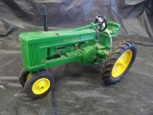 1/16 John Deere 50 Standi Plastic Toy Tractor