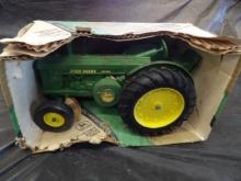 1/16 John Deere R Tractor In Rough Box, Collectors Edition