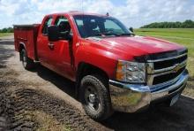 **T** 2009 Chevy Silverado 2500 Truck, 4WD, extended cab, long box with service body, 6L gas, cloth