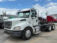 2012 FREIGHTLINER M2 112 T/A DAYCAB