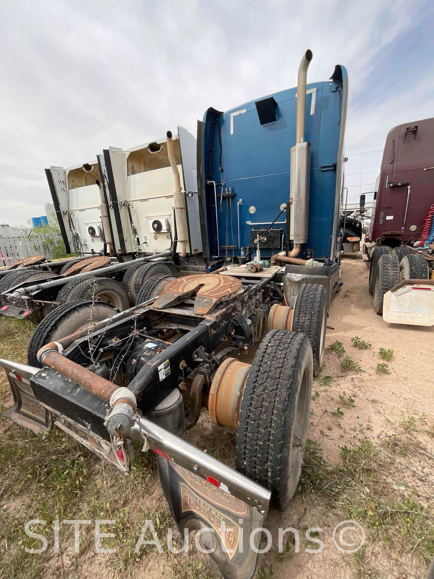 2007 Peterbilt 387 T/A Sleeper Truck Tractor