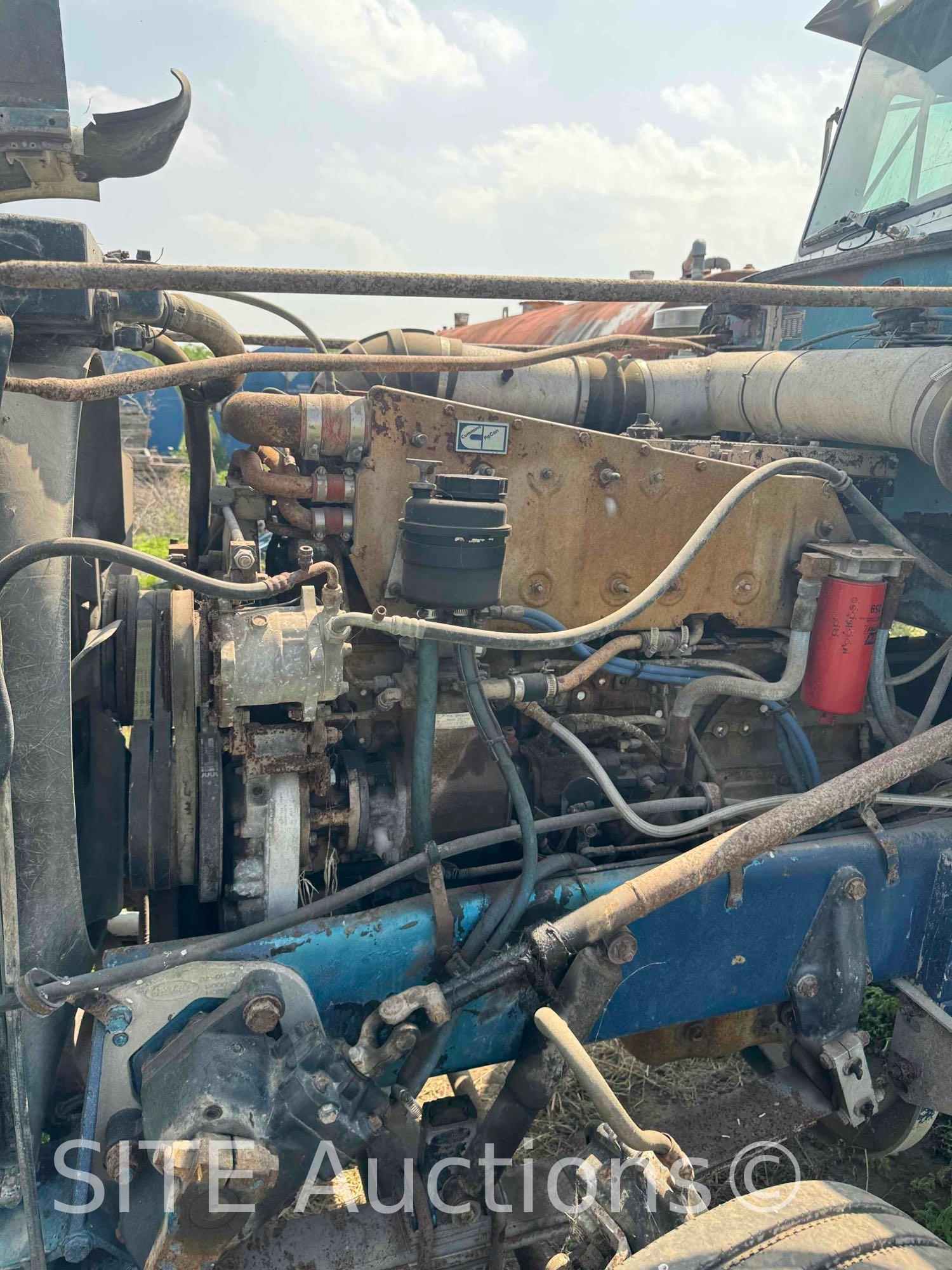 1998 Peterbilt 379 T/A Fuel Truck