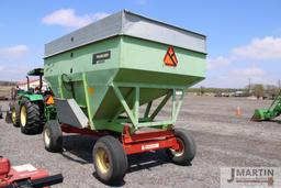 Parker 2600 400bu gravity wagon