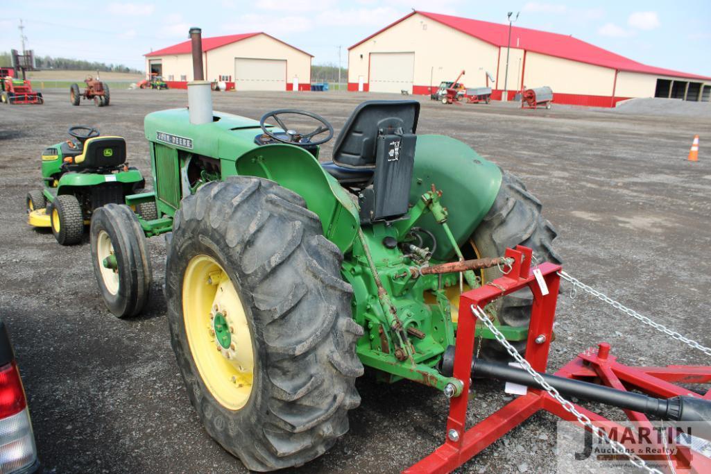 JD 301 tractor