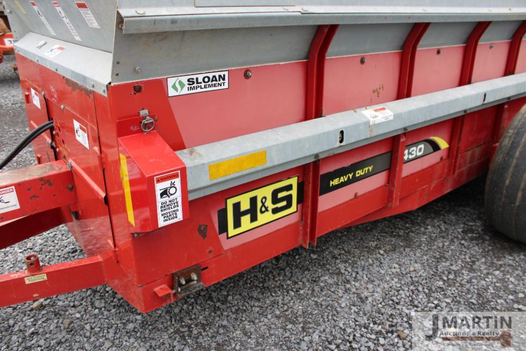 H&S 430 manure spreader