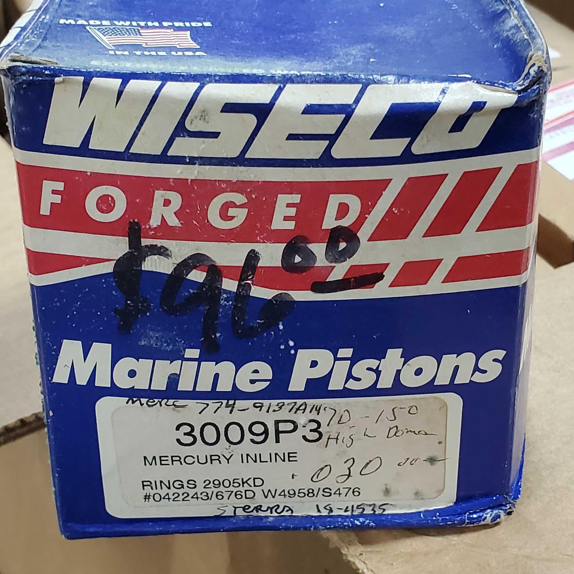 Box Jabsco marine bulbs Airtex fuel pump Mercury carb kits and stator kit weiseco piston Boat