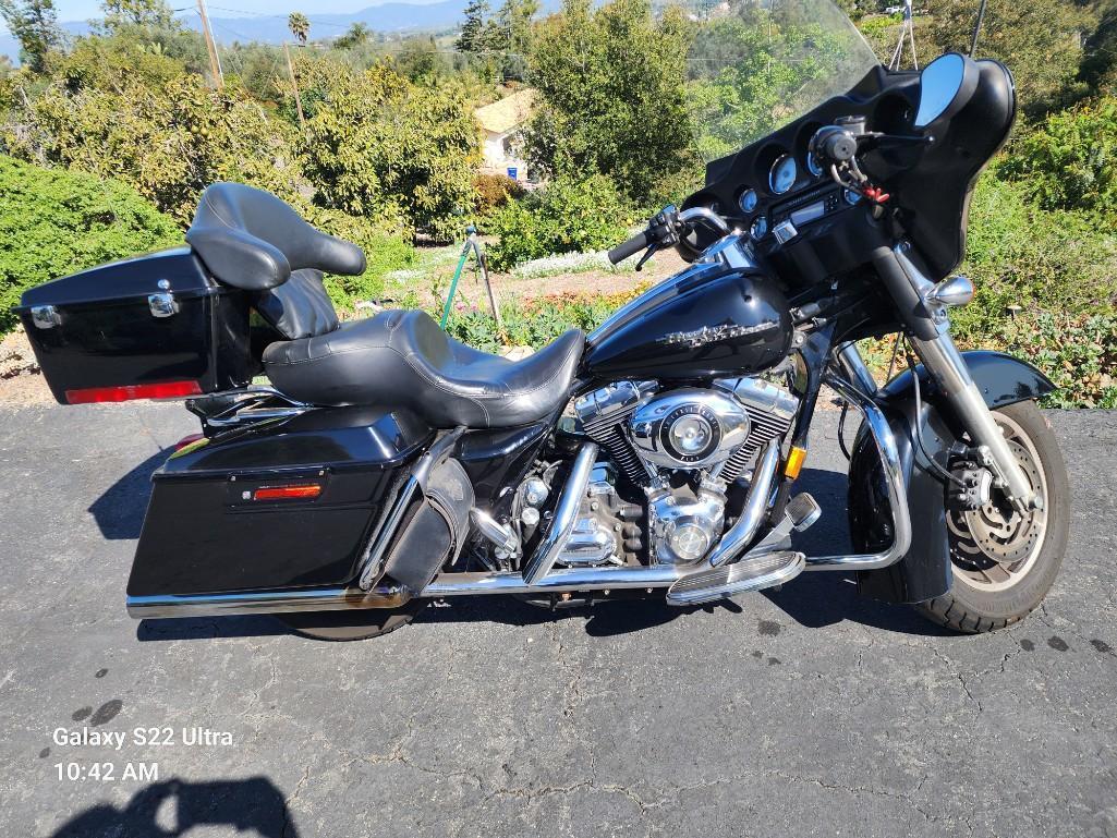 2007 Harley Davidson Street Glide Motorcycle VIN 1HD1KB4377Y718735