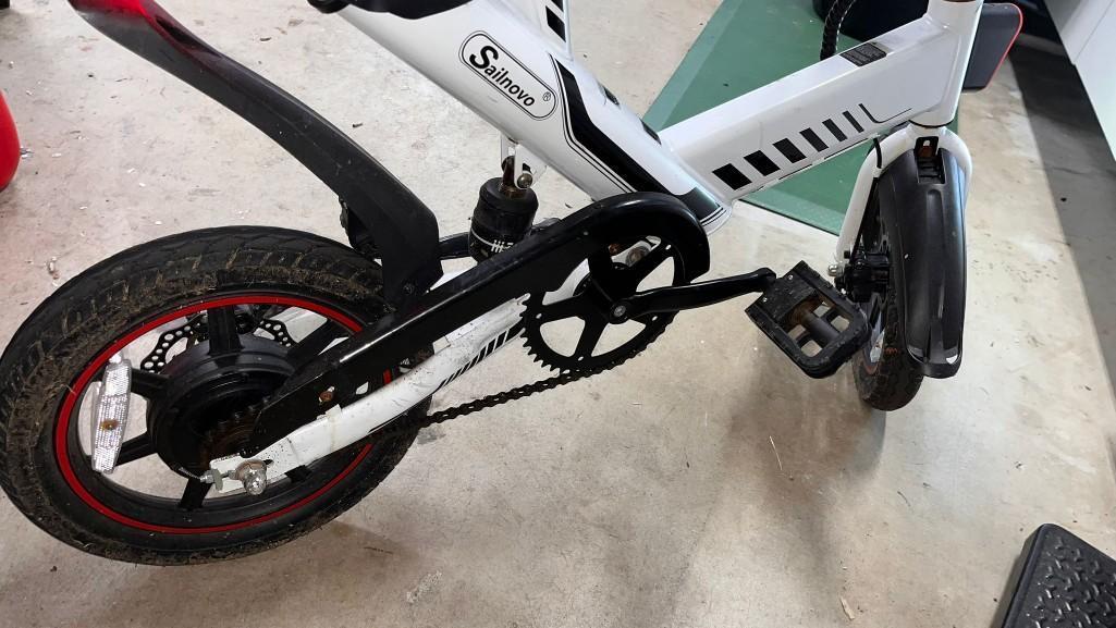 Sailnovo e-bike Electric Bike, works great, includes charger, 14? wheels