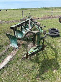 5-16 JohnDeere semi mount plow