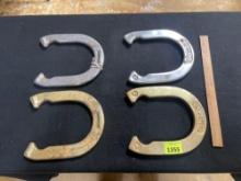 Horse Shoe Set with 2 Poles, 2 Gold Horse Shoes, and 2 Silver Horse Shoes