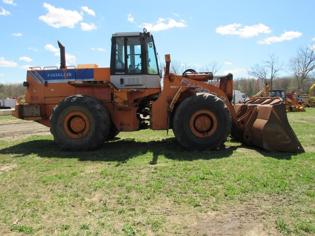 1997 Fiatallis FR 220.2 Wheel Loader